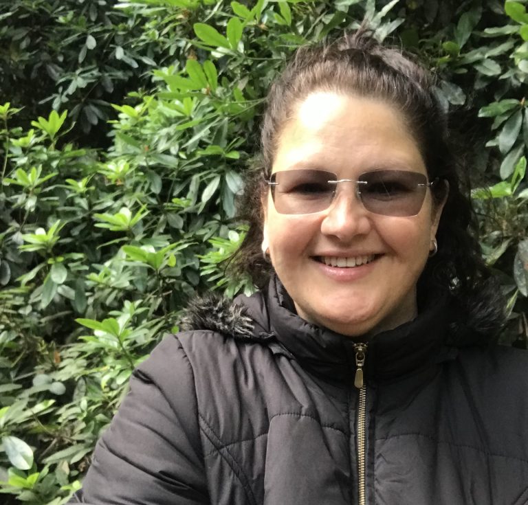 Outdoor Head Shot Kay Bingham 768x735