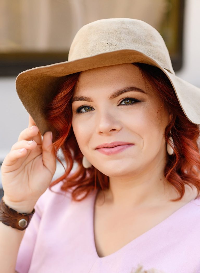 8B2JiNiRgAQ — копия 768x1046