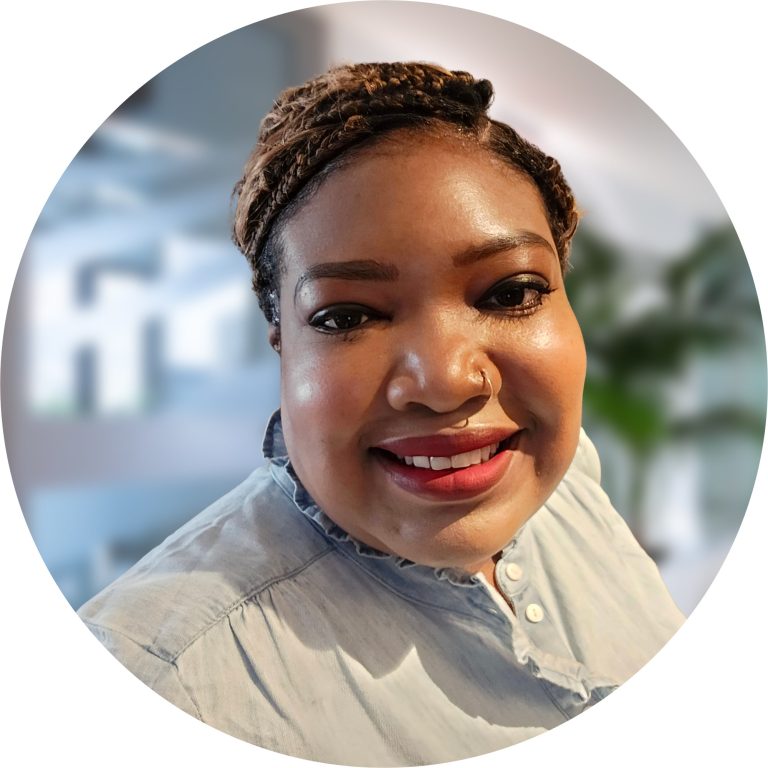 James Melanie Default Circle Crop Office Headshot 768x768